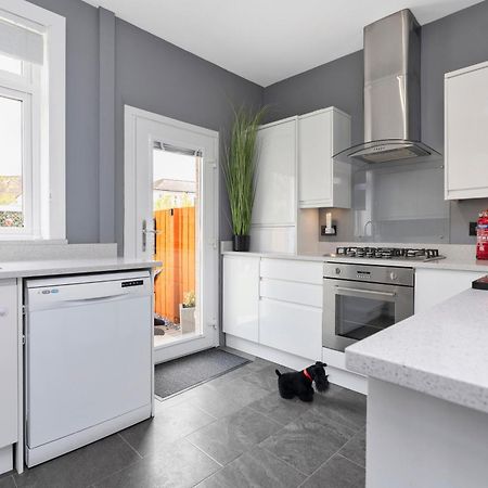 Crewe Apartment - 2 Bed, Free Off Street Parking And Private Garden Edimburgo Esterno foto
