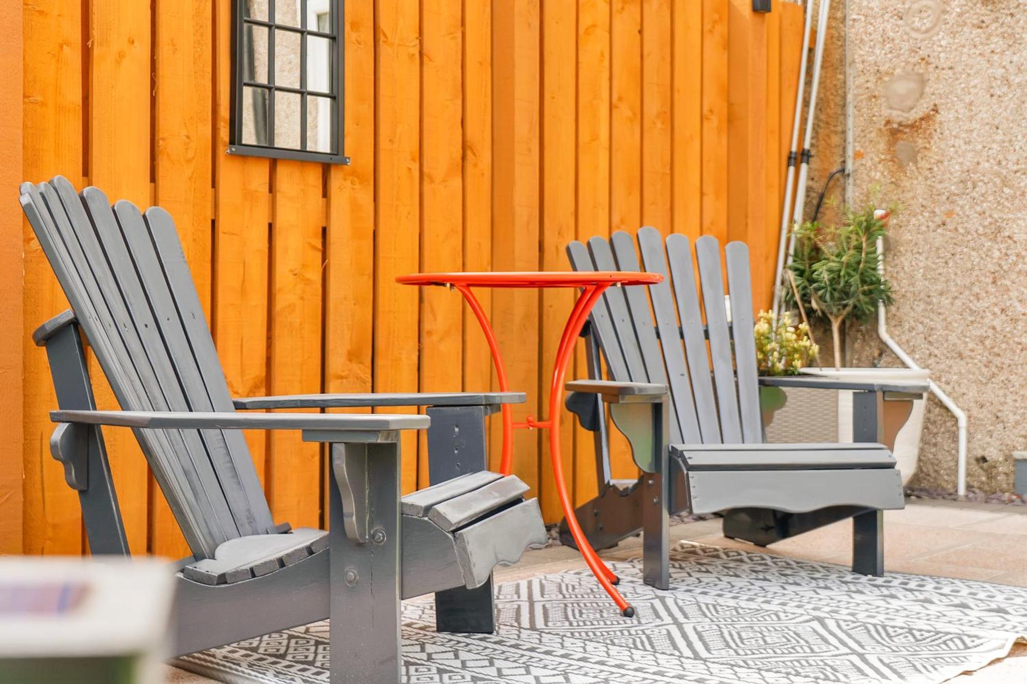 Crewe Apartment - 2 Bed, Free Off Street Parking And Private Garden Edimburgo Esterno foto
